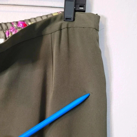 DIANE VON FURSTENBERG SILK green quiet luxury sophisticated career Maxi Skirt L - Picture 7 of 9
